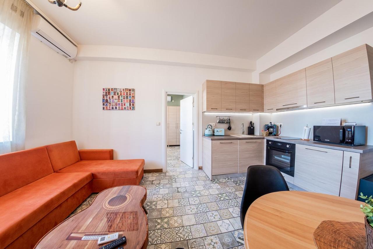 Sofia Vintage Life Apartment Exterior photo